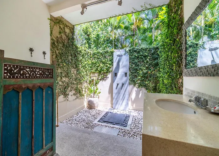 Villa Senang Seminyak (Bali)