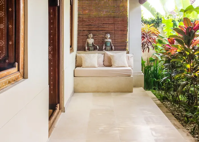 Senang Villa *